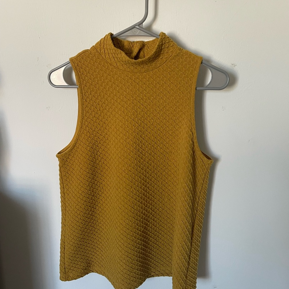 Mustard Yellow Sleeveless Textured Tank Top vintage